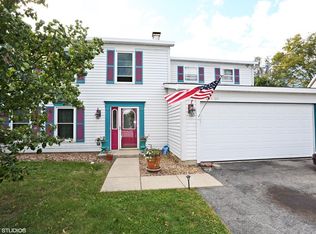 25W109 Canary Ct, Naperville, IL