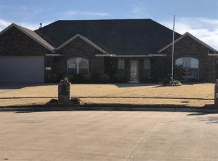 5306 SW Inwood Cir, Lawton, OK 73505