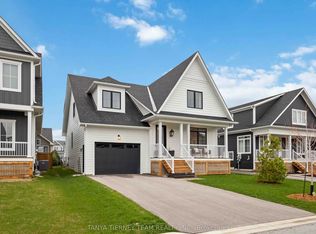 122 Courtland St, The Blue Mountains, ON L9Y 5L8