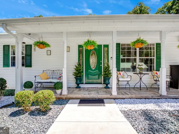 154 Sunset St, Clarkesville, GA 30523