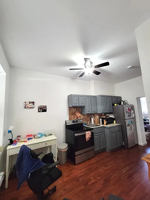 Studio, 600 sqft, $1,200 — Photo 2