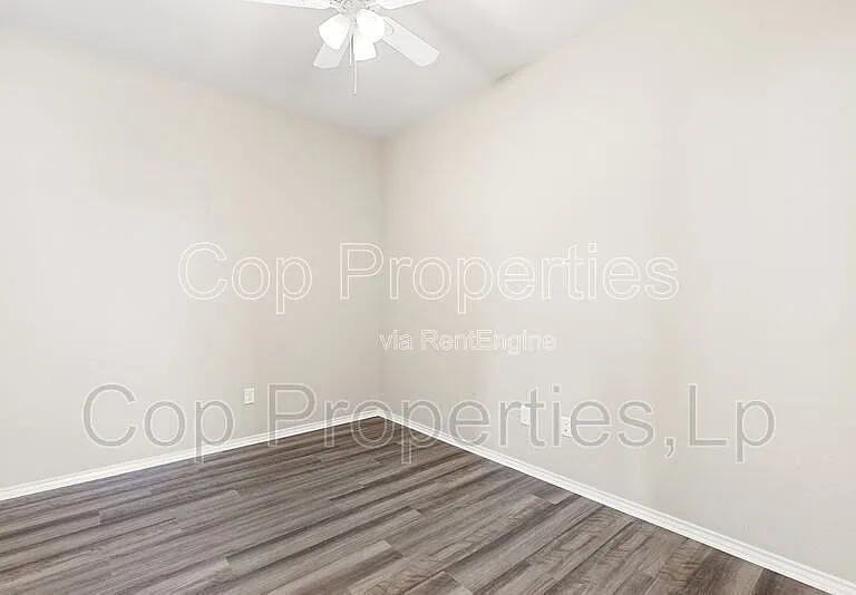3811 Quiet Pne — Photo 12