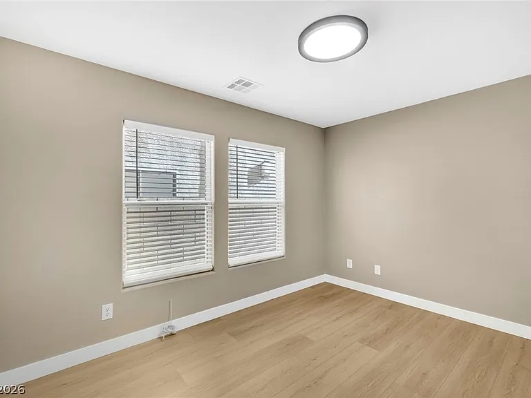 6117 Brenneman St — Photo 14