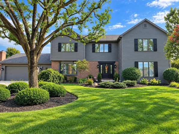 420 W Jamestown Ave, Tiffin, OH 44883