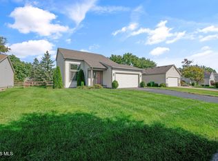 956 Jennison Dr, Rossford, OH 43460