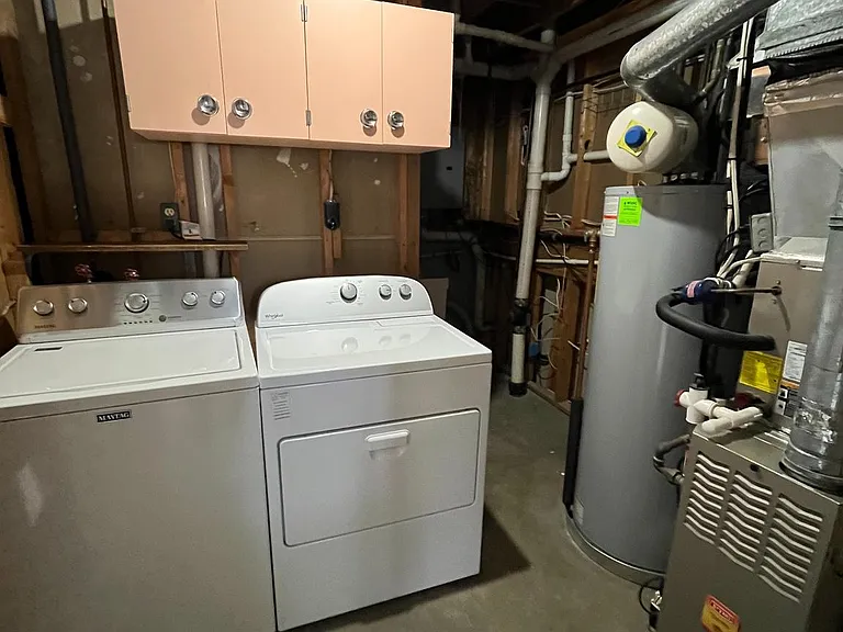 15705 Anamosa Dr — Photo 24