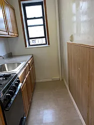 Rented by Chana Ofek, LREB