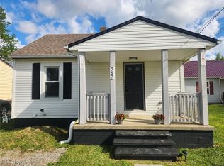 757 16th St, Elyria, OH