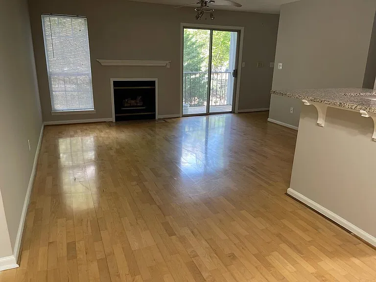 119 Granville Ct — Photo 13