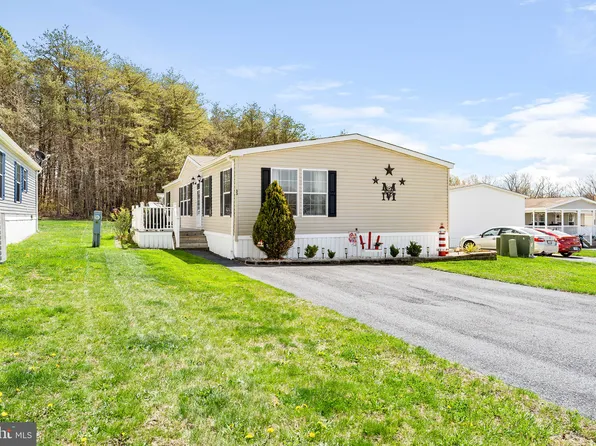 53 Queen Eleanor Dr, Elkton, MD 21921