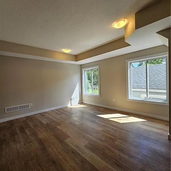 721 Dolph St N #1 — Photo 8