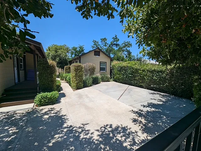Building Photo - 808 Cedar St #808
