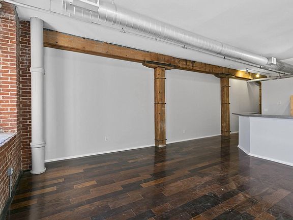 4th image of 200 Main St APT 313
