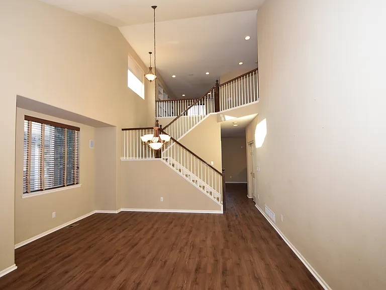 24623 E Hoover Pl — Photo 4