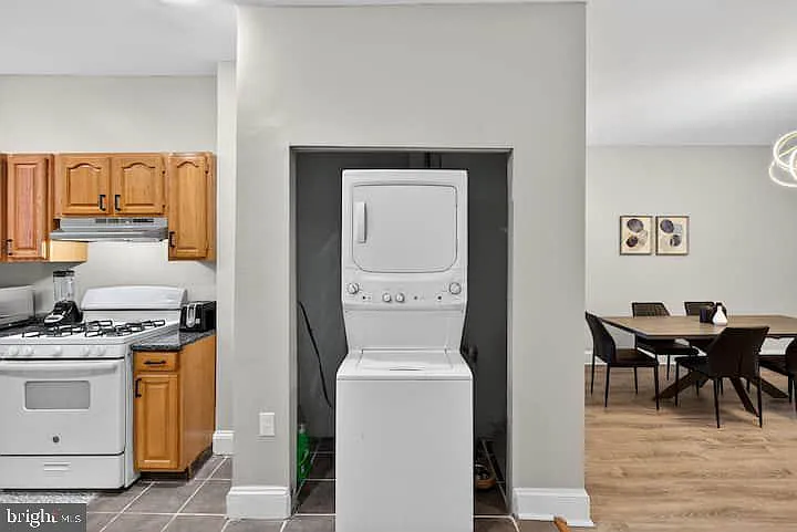 1119 Montello Ave NE — Photo 47