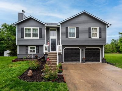 33182 W 87th Cir, De Soto, KS, 66018