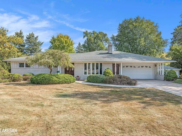 51900 Romeo Plank Rd, Macomb, MI 48042