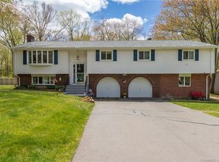8 Cora Rd, Tolland, CT 06084