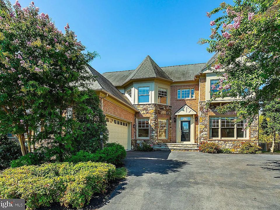 2nd image of 8848 Yellow Hammer Dr