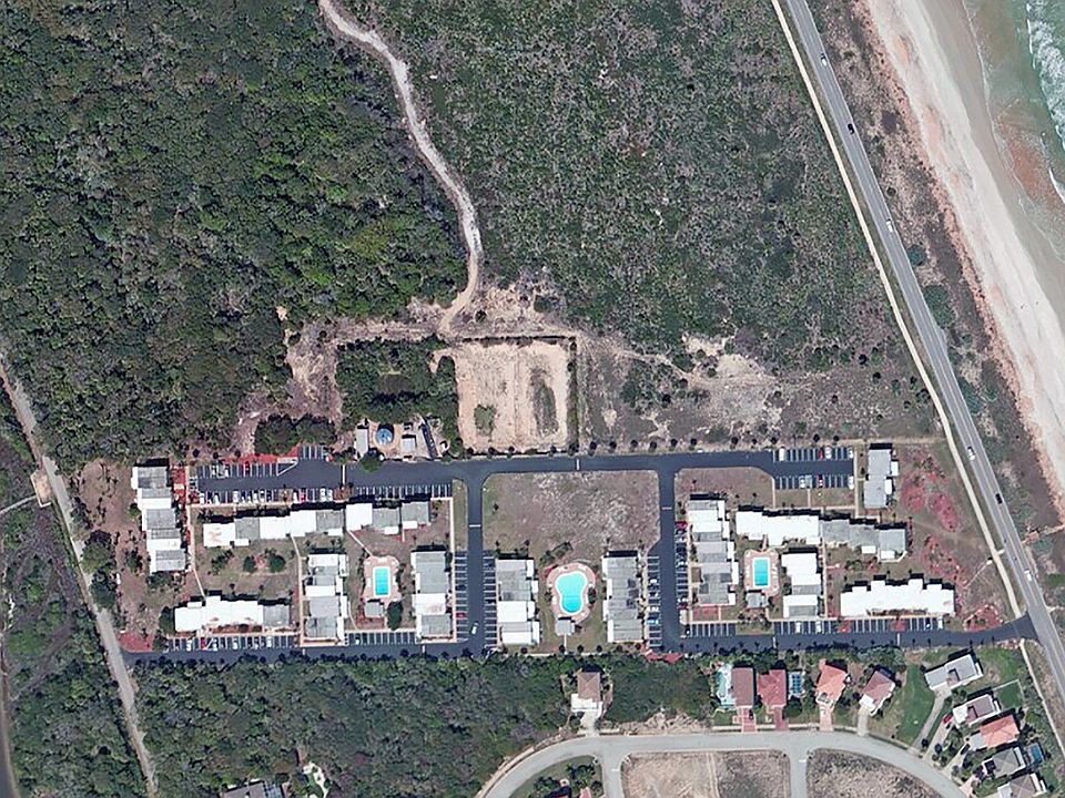 Aerial view of Kingston Shores