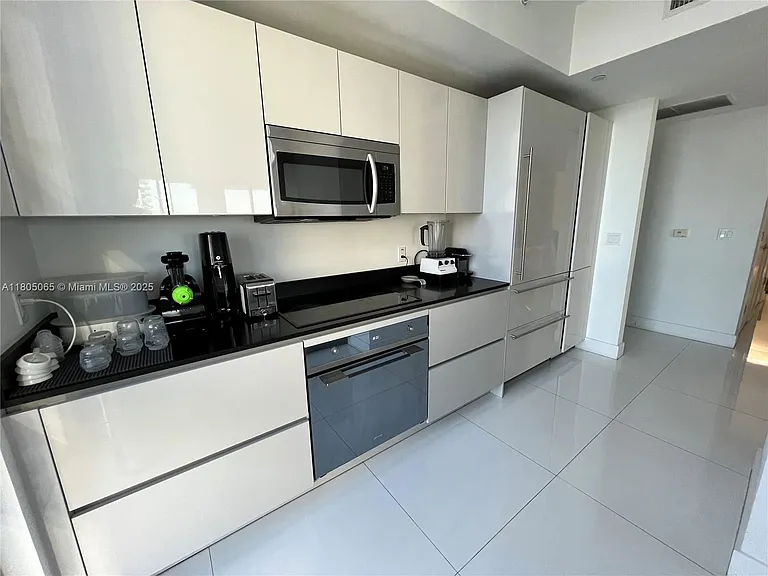 1010 Brickell Ave #4205 — Photo 24
