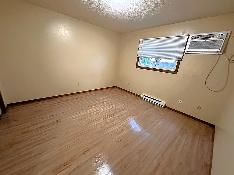 1380 Heritage Dr #13 — Photo 10