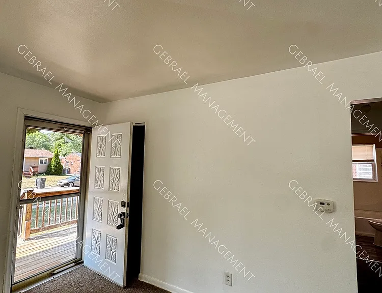 2925 Alpha Way — Photo 7