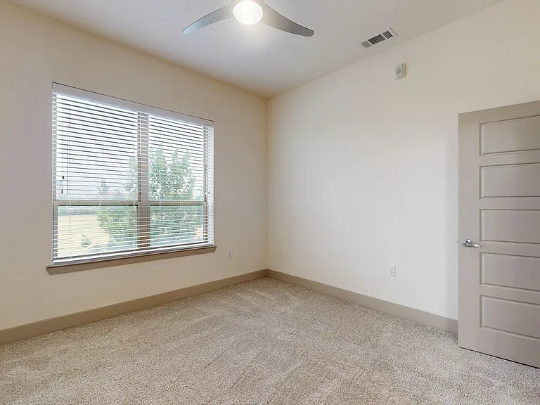 The Flats at Palisades — Photo 168