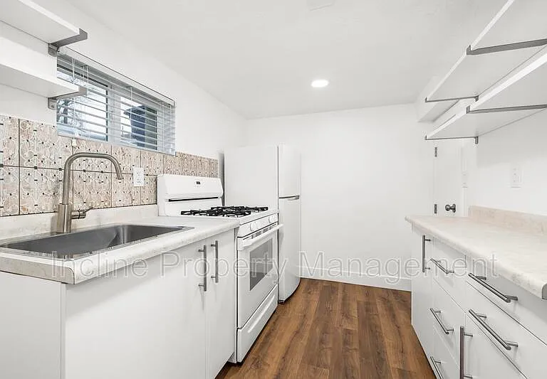 758 E Loveland Ave #B — Photo 9