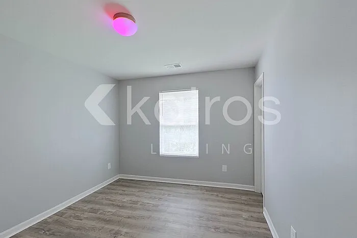 8 Plymouth Ct — Photo 15