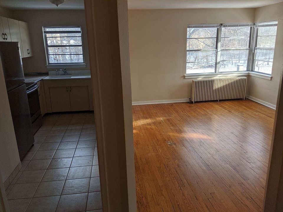 1st image of 589 Cleveland Ave S