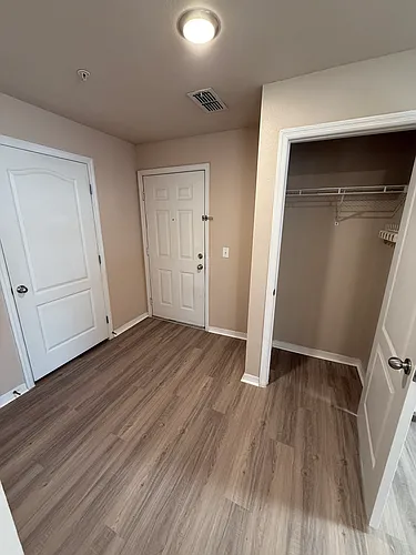 1640 Villa Capri Cir #308 Photo 1