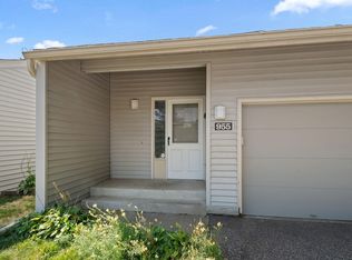 955 Monterey Ct N, Shoreview, MN 55126