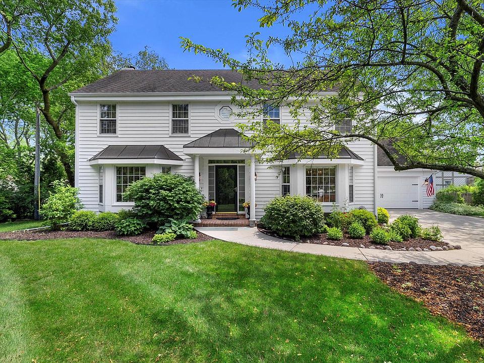 1st image of 230 Bel Aire COURT