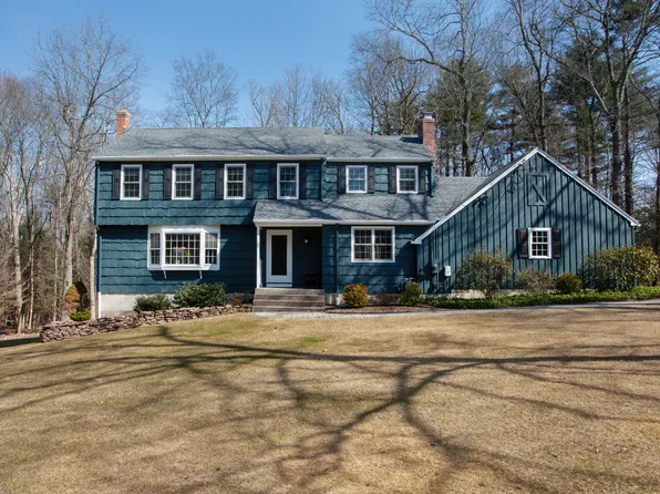 33 Lawton Drive, Simsbury, CT 06070