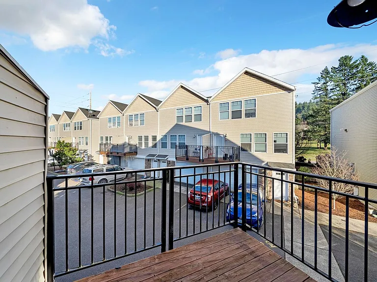 13515 SE Holgate Blvd — Photo 46