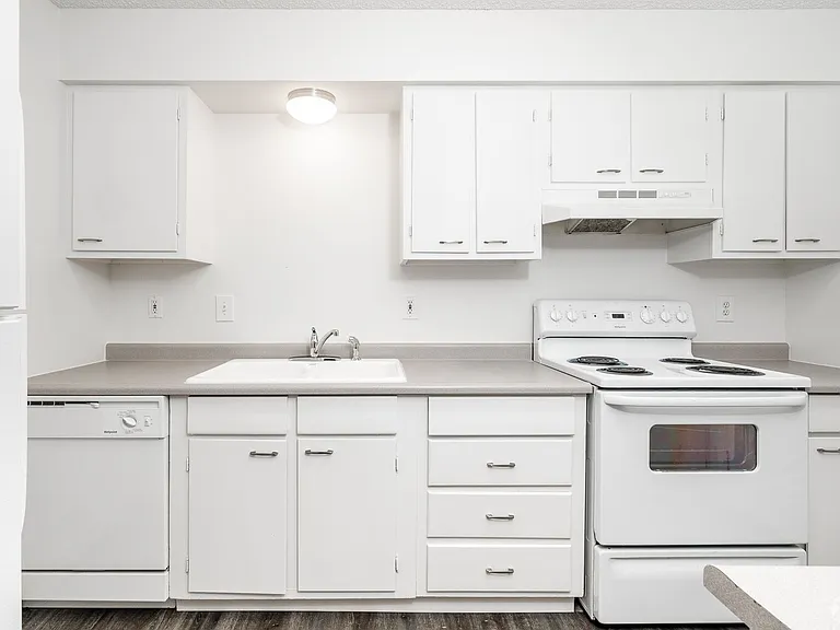 Cambridge Dorchester Apartment Homes — Photo 57