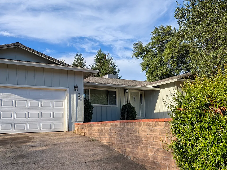 640 Terrace Dr