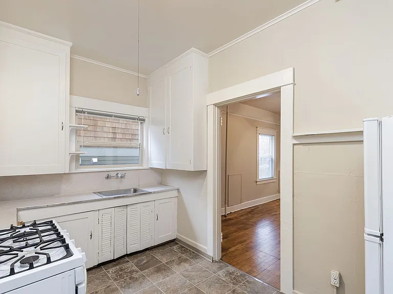 1022-1036 NE Hancock St — Photo 58