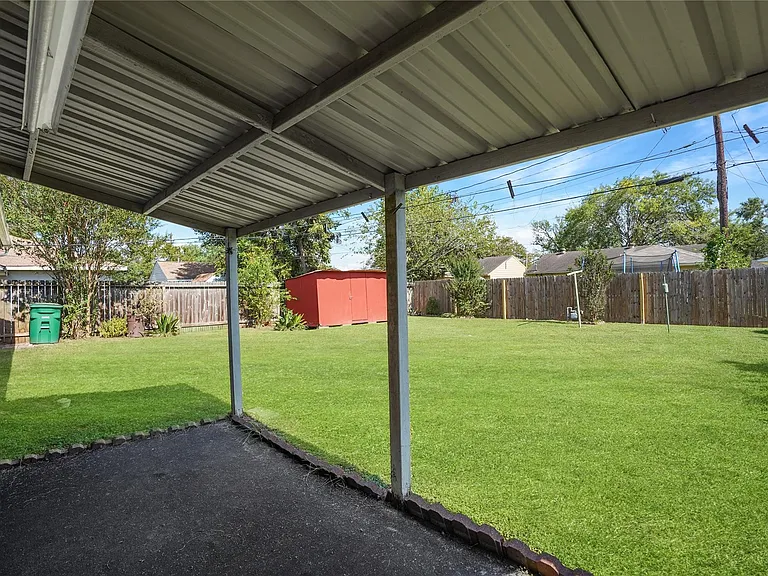 12432 Yancy Dr — Photo 7