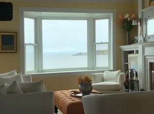 9 Lynn Shore Dr APT 2A, Lynn, MA 01902