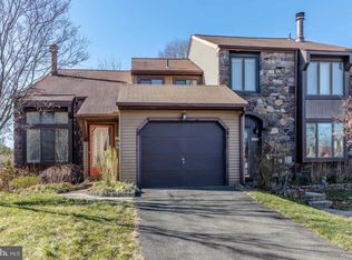 374 Milford Ct, Newtown, PA 18940