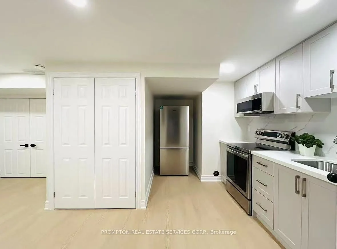 2 bed, $2,200 — Photo 3