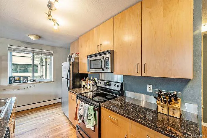 1336 N Logan St #304 — Photo 5