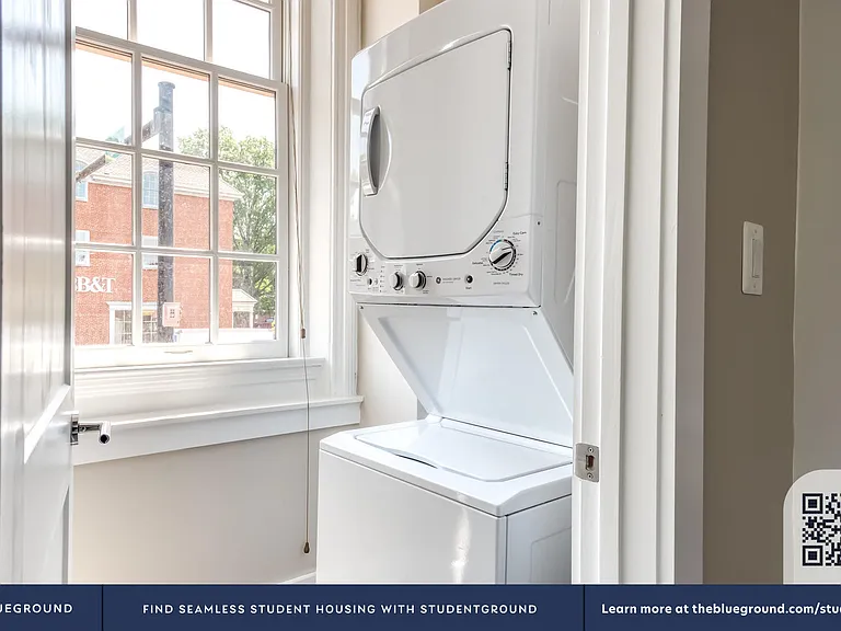 Washer/Dryer in Apartment