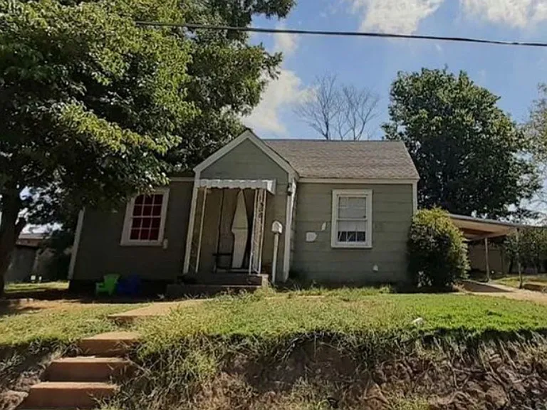 508 N Apple St — Photo 1