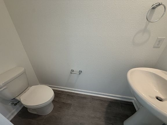 4th image of 6850 Rhapsody Rd