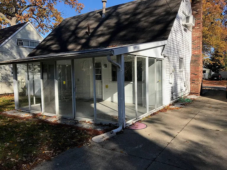1740 Hanover St — Photo 38