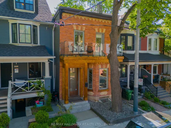 199 Boulton Ave, Toronto, ON M4M 2J8