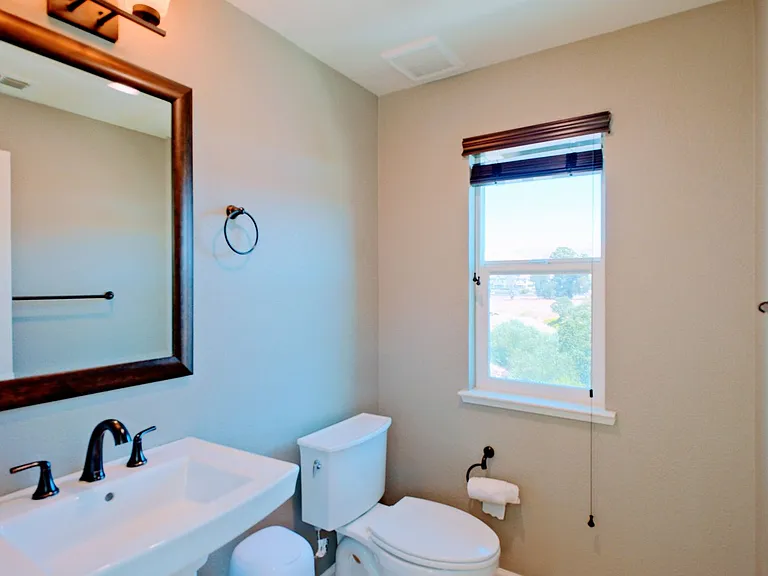 7006 Stags Leap Ln — Photo 17